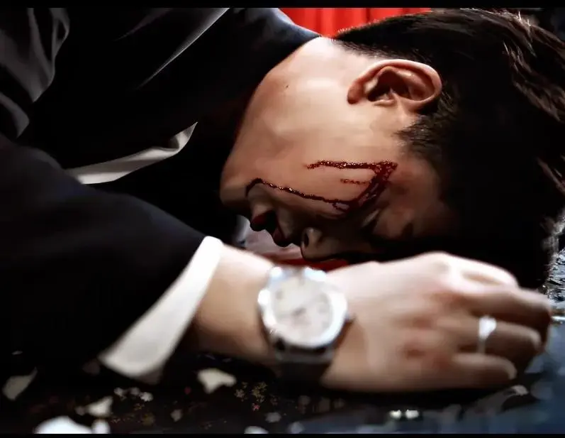 眼神里全是 眼神里全是