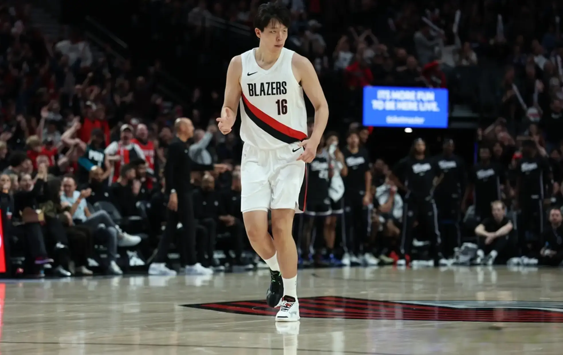 不必替他遮, 在对阵国王 不必替他遮, 在对阵国王